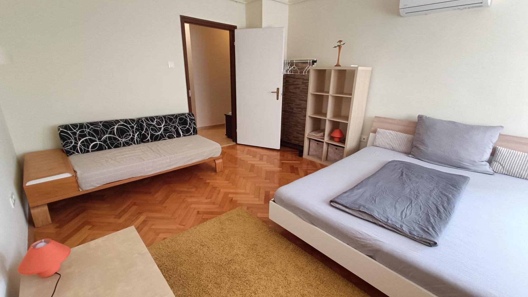 Newisland Family Apartman Sárvár Esterno foto